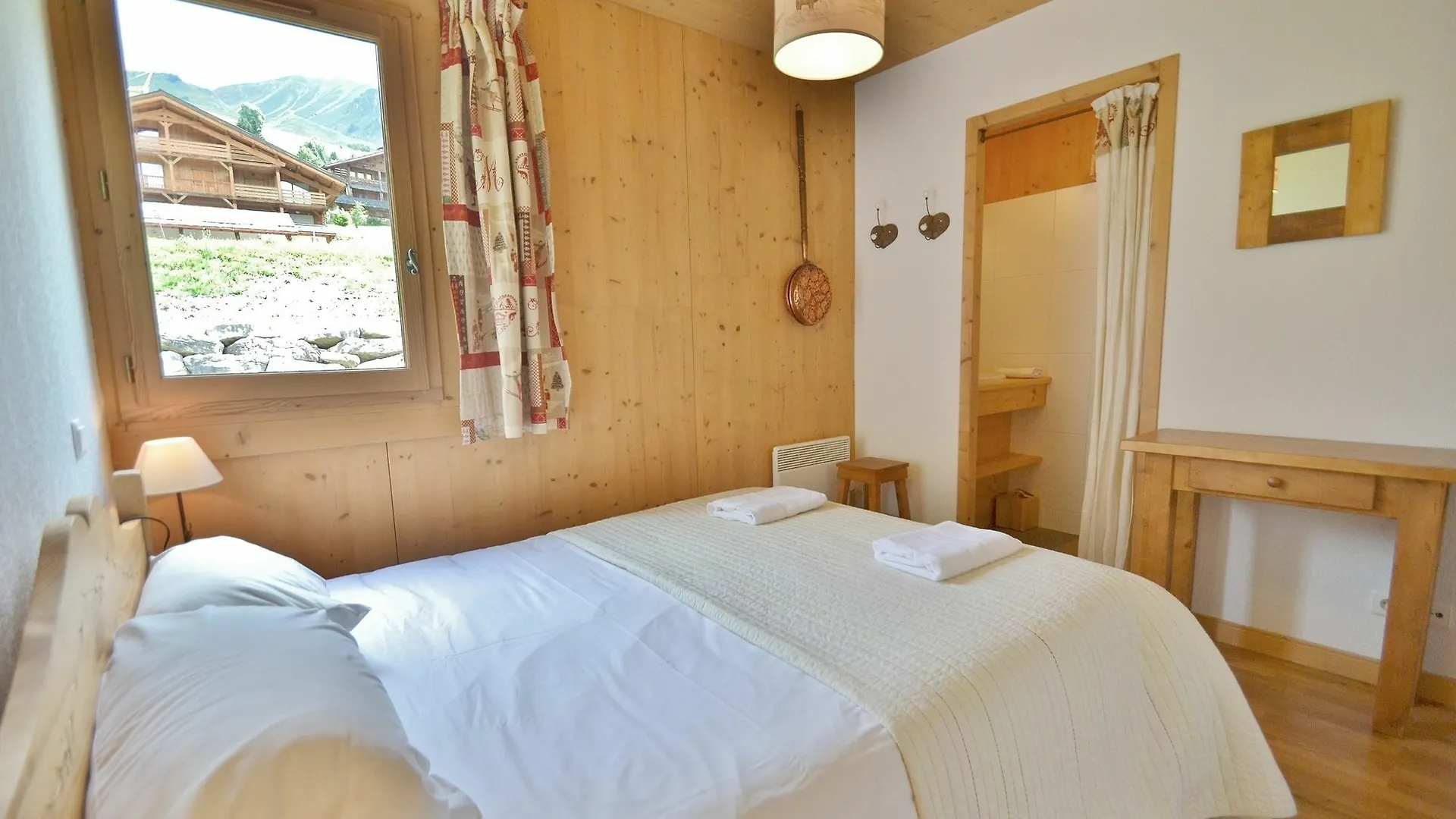 Apartment Apt E4 Les Echelles - Aravis Holidays Le Grand-Bornand
