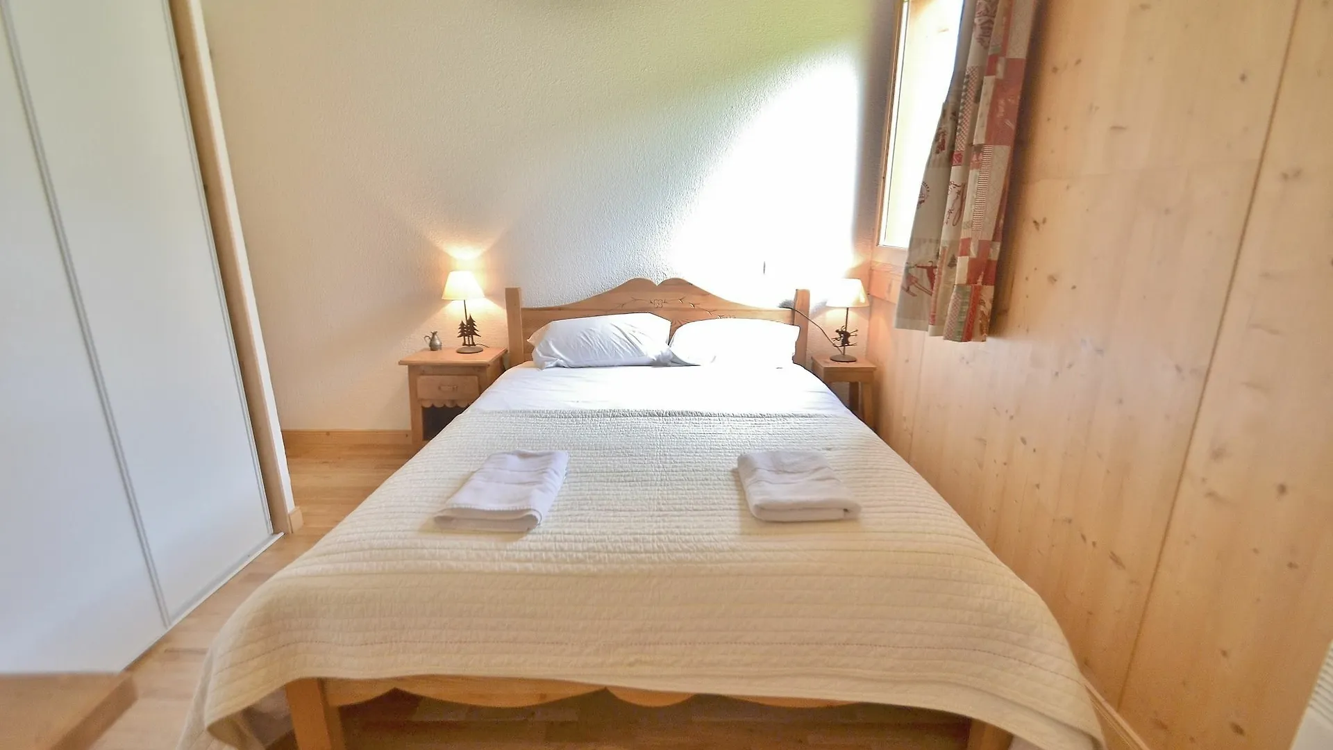 Apt E4 Les Echelles - Aravis Holidays Le Grand-Bornand